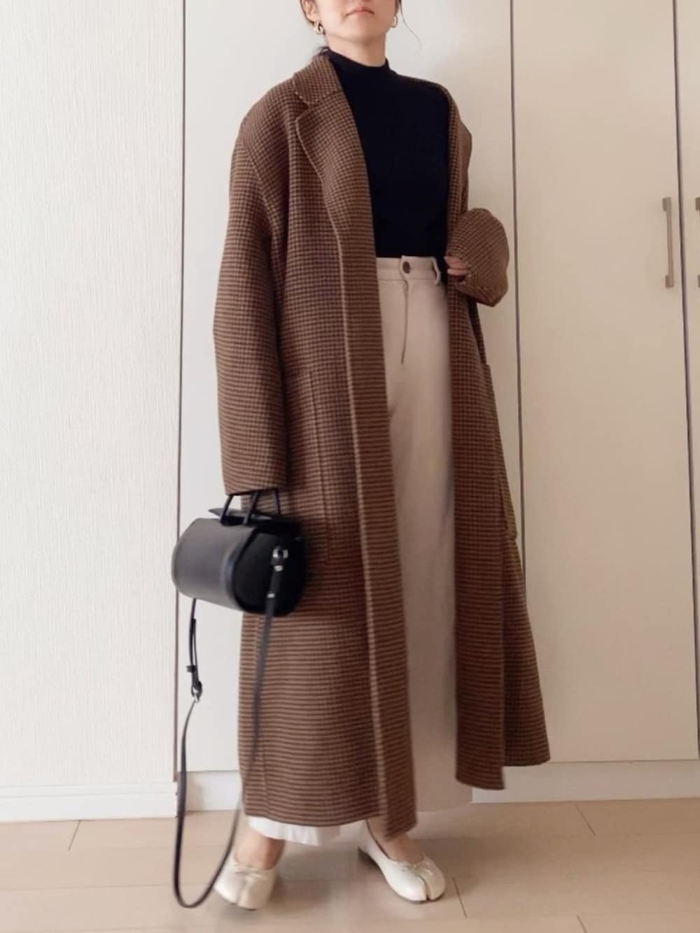 新品　スローブイエナ　ストレッチウール ストレートパンツ SLOBE IENA（スローブイエナ）の「ストレッチウール ストレート