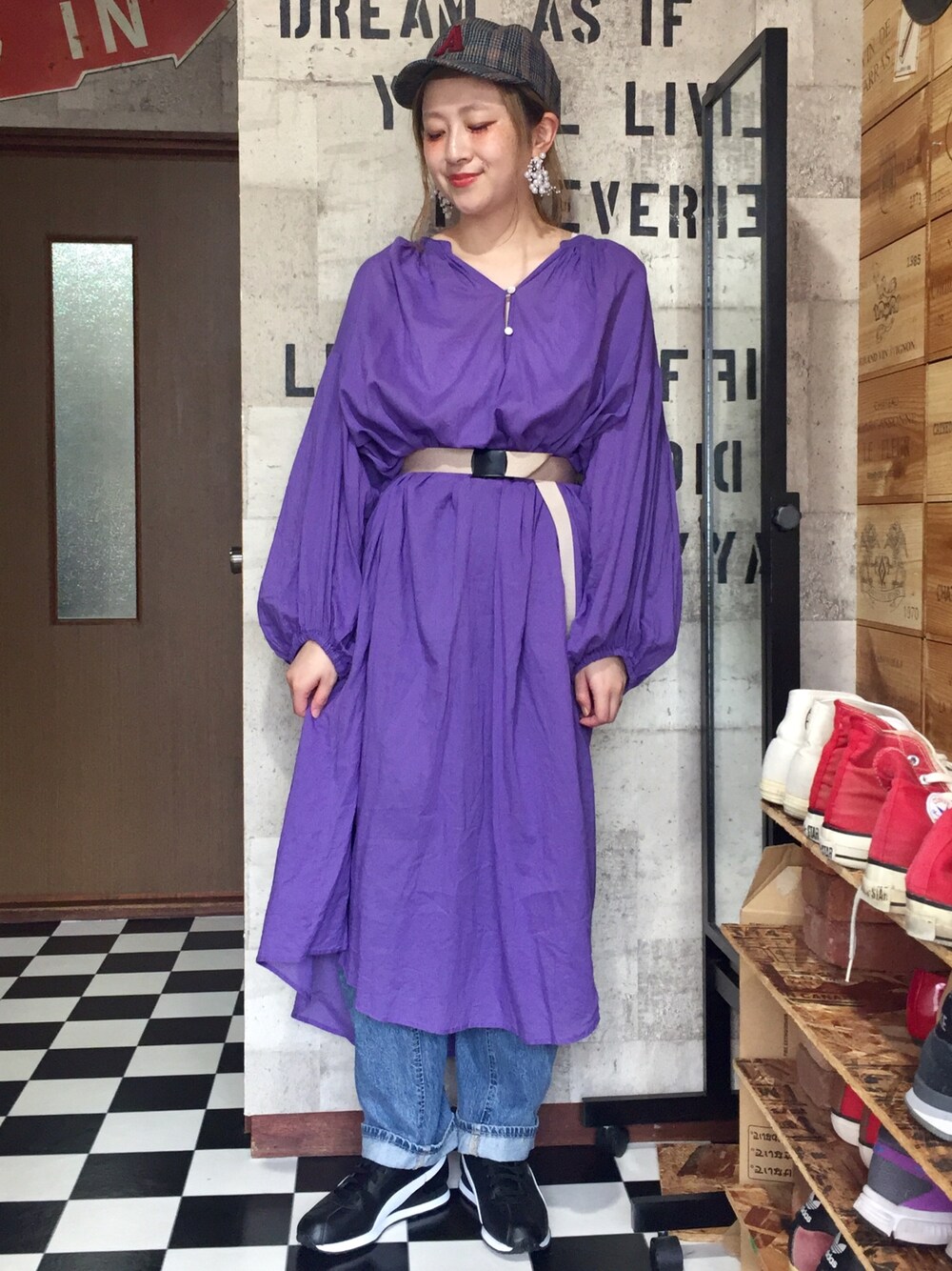 「秋服準備はじめました、むらさき、パープル、チェック、チェックキャップ、PUMA、スニーカー、スニーカー女子、ママコーデ、低身長」｜「niko and...の【niko and...】アルファベットツイードＣＡＰ（キャップ、ベージュ系）」を使った、I am AI♡。さん（レディース・152cm）の秋コーディネートの1枚目の写真