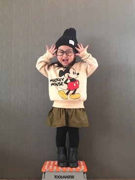 「アイテム（ブーティ）」を使った、SuzuMinaさん（キッズ・90cm）の秋コーディネート