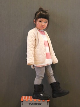 「petit main（プティマイン）のアイテム（その他アウター）」を使った、SuzuMinaさん（キッズ・90cm）の冬コーディネート