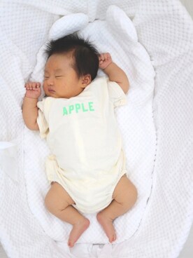 「アイテム（ロンパース、グリーン系）」を使った、SuzuMinaさん（キッズ・100cm）の夏コーディネート