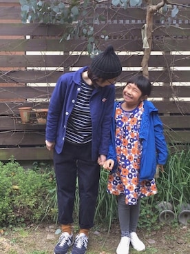 「アイテム（チノパンツ、ブルー系）」を使った、mioさん（レディース・155cm）の春コーディネート