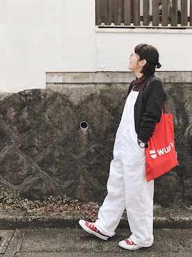 「nest Robe（ネストローブ）のアイテム（サロペット/オーバーオール）」を使った、mioさん（レディース・155cm）の秋コーディネート