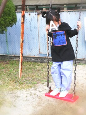 「MOOMIN（ムーミン）のアイテム（トップス）」を使った、acoponさん（キッズ・110cm）の春コーディネート