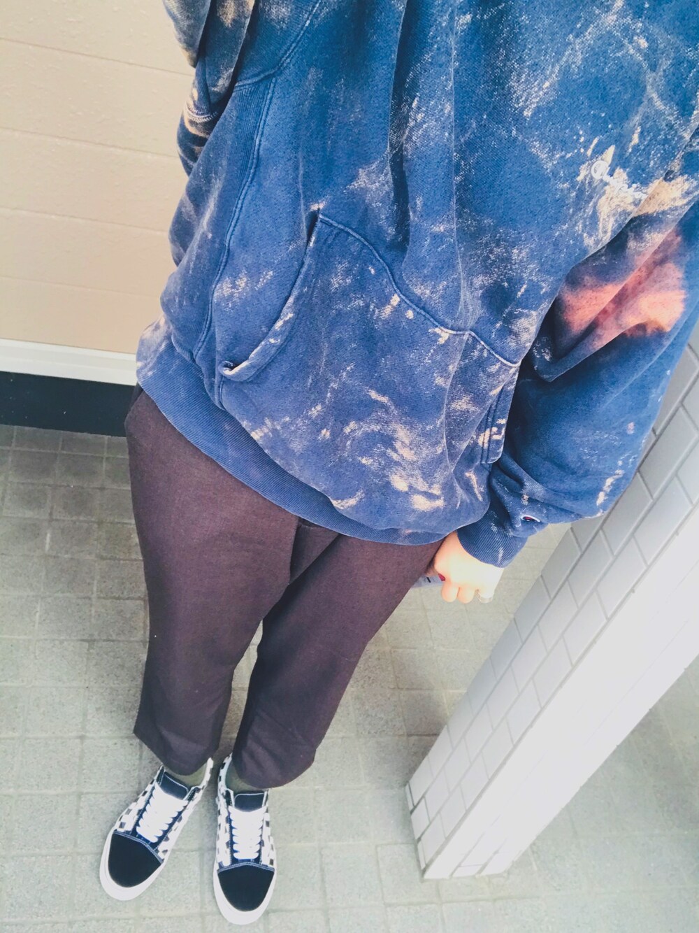 「Champion、パーカー、GU、スニーカー×靴下、スニーカー、VANS、UNIQLO」｜「Championのアイテム（パーカー、その他）」を使った、ma.さん（レディース・167cm）の春コーディネートの1枚目の写真