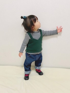 「リブニット」｜「アイテム（その他トップス）」を使った、YuAchiさん（キッズ・70cm）の冬コーディネート