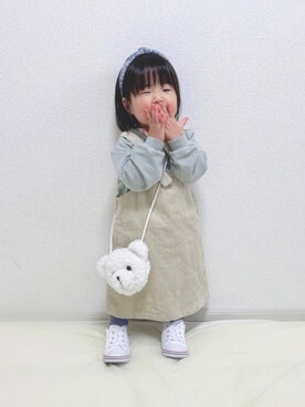 「RADCHAP（ラッドチャップ）のアイテム（ジャンパースカート）」を使った、YuAchiさん（キッズ・70cm）の冬コーディネート