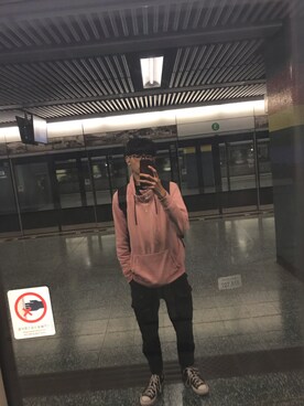 「PULL&BEAR（プルアンドベア）のアイテム（デニムパンツ）」を使った、不談さん（メンズ・183cm）の冬コーディネート