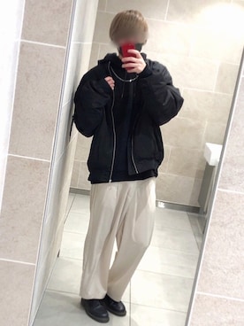 「大学生」｜「アイテム（MA-1）」を使った、たくみ 。さん（メンズ・181cm）の春コーディネート