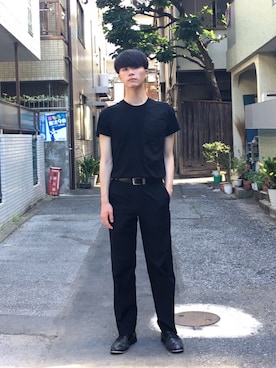「DRIES VAN NOTEN（ドリスヴァンノッテン）のアイテム（スラックス）」を使った、HILOさん（メンズ・183cm）の夏コーディネート