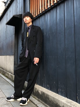 「RICK OWENS」｜「アイテム（スラックス）」を使った、HILOさん（メンズ・183cm）の春コーディネート