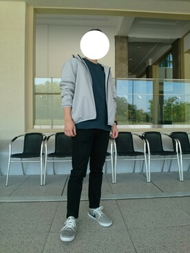 「アイテム（ナイロンジャケット、シルバー系）」を使った、ひろやすさん（メンズ・170cm）の春コーディネート