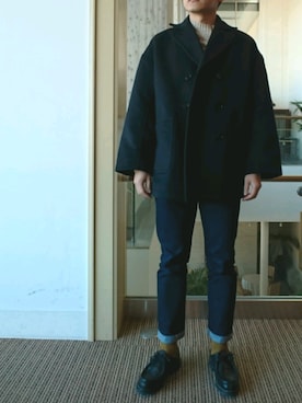 「カラーソックス」｜「アイテム（ピーコート）」を使った、ひろやすさん（メンズ・170cm）の冬コーディネート