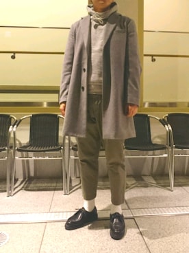 「アンクルパンツ」｜「アイテム（チェスターコート）」を使った、ひろやすさん（メンズ・170cm）の冬コーディネート