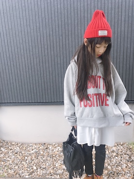 「GU（ジーユー）のアイテム（パーカー、グレー系）」を使った、mochikoさん（レディース・160cm）の冬コーディネート