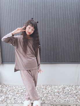 「pairmanon（ペアマノン）の肩フリルデザイン  ロングスリーブ 長袖 トップス（Tシャツ/カットソー、ブラウン系）」を使った、mochikoさん（レディース・160cm）の秋コーディネート