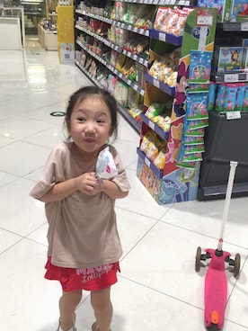 「EARTHMAGIC（アースマジック）のアイテム」を使った、LittleLittleMeさん（キッズ・110cm）の夏コーディネート