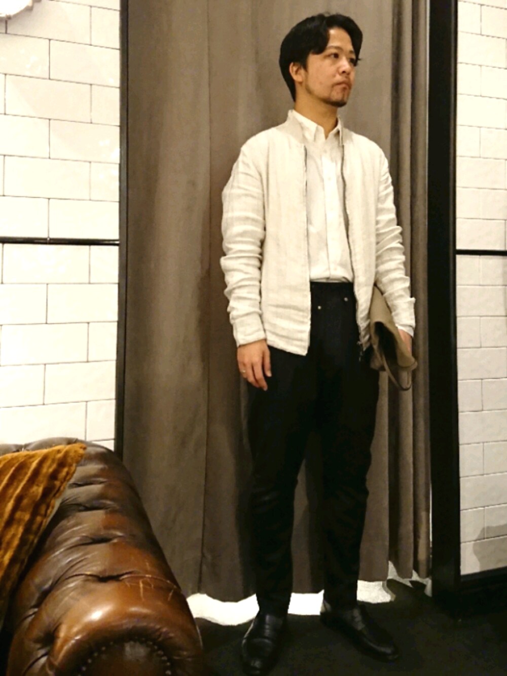 「バッグ、春」｜「ITTIのITTI/イッチ/★packable tote -PERLINGER/shrunken calf-★（トートバッグ、グレー系）」を使った、keitaさん（メンズ・177cm）の春コーディネートの1枚目の写真