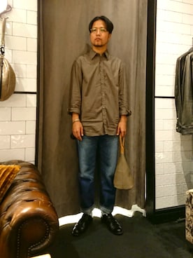 「Magnu（マヌー）のMagnu/マヌー/Tee Pee pouch（ハンドバッグ）」を使った、keitaさん（メンズ・177cm）の秋コーディネート