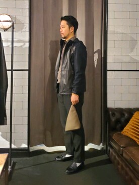 「Magnu（マヌー）のMagnu/マヌー/Tee Pee pouch（ハンドバッグ）」を使った、keitaさん（メンズ・177cm）の冬コーディネート