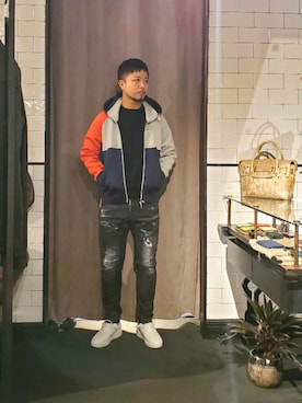 「muta（ムータ）のアイテム（トップス）」を使った、keitaさん（メンズ・177cm）の秋コーディネート