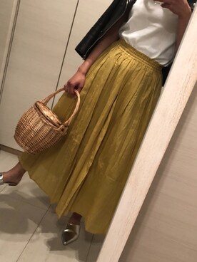「シルバー」｜「アイテム（ライダースジャケット）」を使った、a❤︎さん（レディース・156cm）の春コーディネート