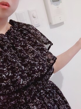 「Crisp（クリスプ）のシフォンフレアフラワーワンピース（ワンピース、ブラック系）」を使った、@chiroruさん（レディース・162cm）の夏コーディネート