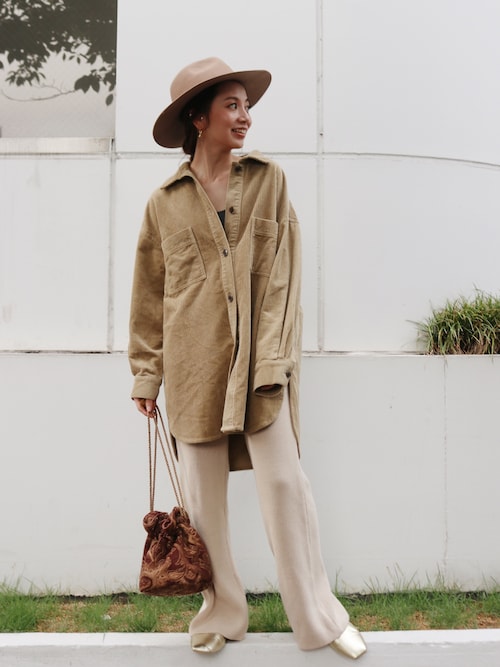 コーデュロイビッグシャツを使った人気ファッションコーディネート - WEAR
