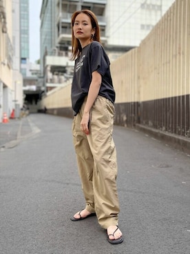 「Ungrid（アングリッド）の【WEB限定】ナイロンカラーテーパードパンツ（その他パンツ）」を使った、Ungrid STAFFさん（レディース・155cm）の夏コーディネート