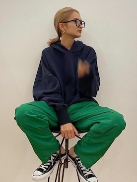 「Ungrid（アングリッド）の【WEB限定】ナイロンカラーテーパードパンツ（その他パンツ）」を使った、Ungrid STAFFさん（レディース・155cm）の夏コーディネート