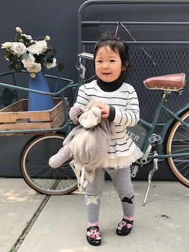 「OLD NAVY（オールドネイビー）のアイテム（ニット/セーター、ホワイト系）」を使った、juliusbabyさん（レディース）の春コーディネート