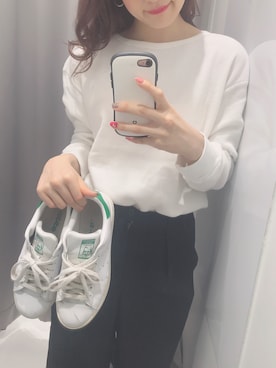 「アイテム（ピアス（両耳用））」を使った、reina .さん（レディース・166cm・20代）の秋コーディネート