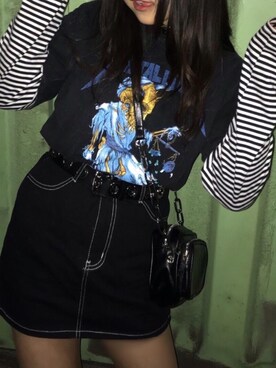 愛夏使用「METALLICA（METALLICA　DORRIS バンドTシャツ）」的時尚穿搭