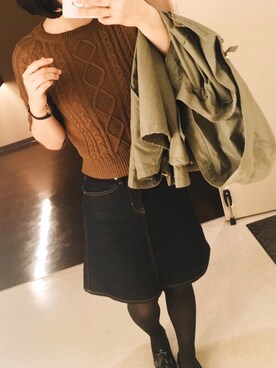 「GU（ジーユー）のアイテム（デニムスカート、ブラック系）」を使った、K子 🐆さん（レディース）の夏コーディネート