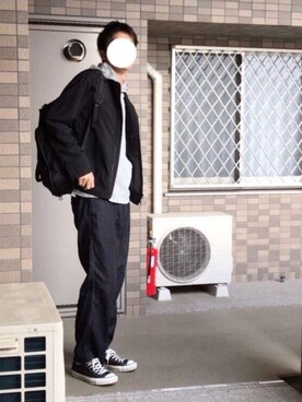 「C6（シーシックス）のアイテム（バッグ）」を使った、ダイスさん（メンズ・185cm）の春コーディネート