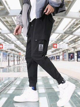 「アイテム（チノパンツ）」を使った、恒仔搭配さん（メンズ・178cm・20代）の夏コーディネート