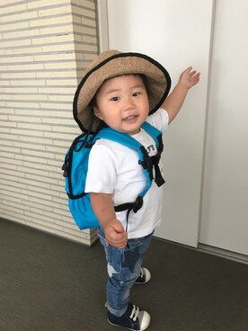 「アイテム（バックパック/リュック、ブルー系）」を使った、りとハハさん（キッズ・80cm）の春コーディネート