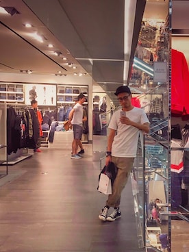 「ny（エヌワイ）のアイテム」を使った、viishiiaさん（メンズ・175cm）の秋コーディネート