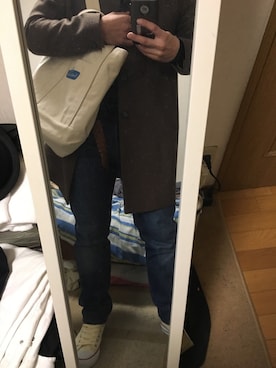 「リーバイス」｜「アイテム（ステンカラーコート）」を使った、Sayuさん（メンズ・164cm）の冬コーディネート
