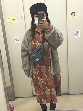 「Design Tshirts Store graniph（デザイン　ティーシャツ　ストア　グラニフ）のアイテム（シャツワンピース）」を使った、かじさん（レディース・154cm）の冬コーディネート