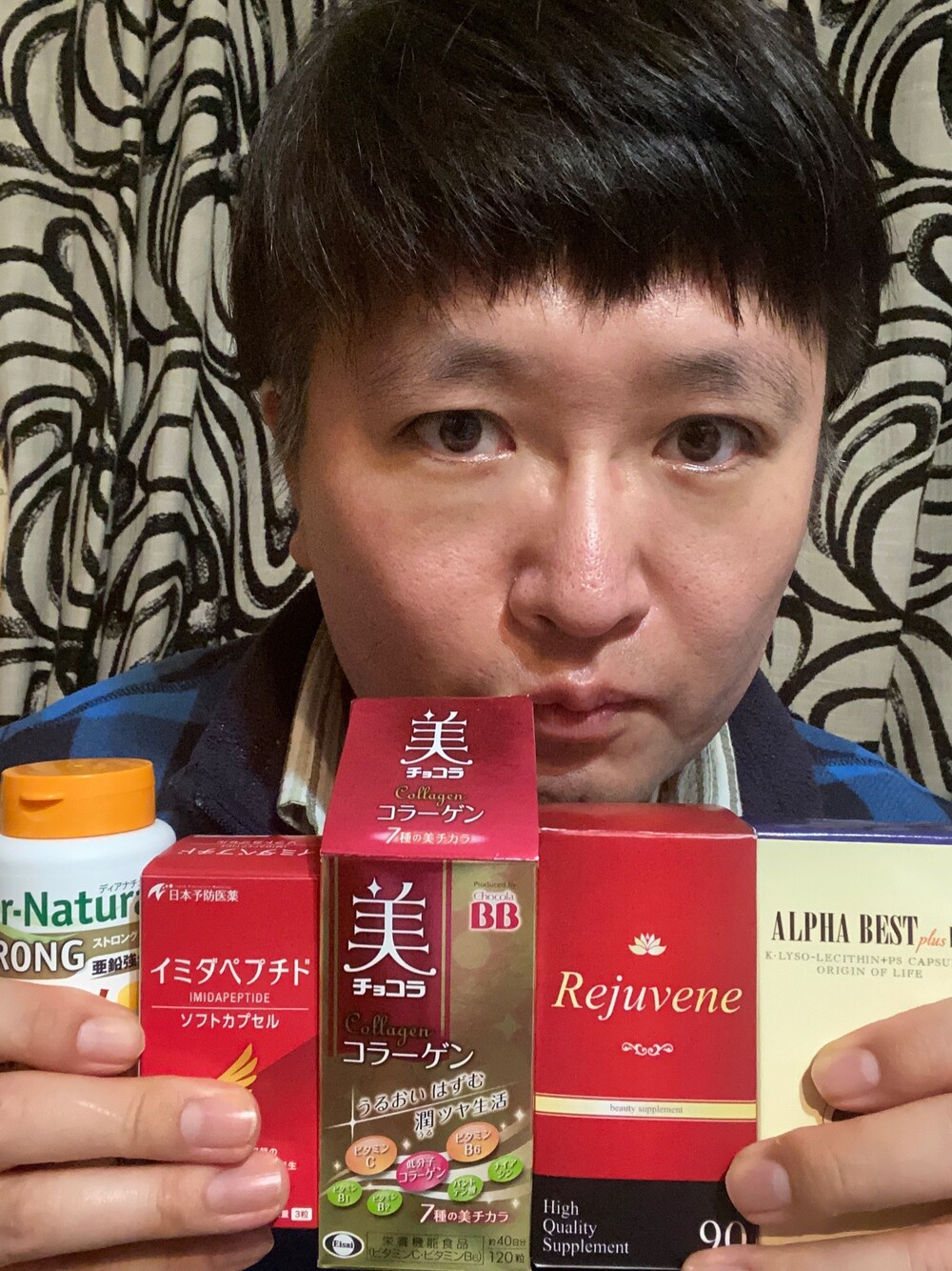 「Christian Artist、クリスチャンアーティスト、アンチエイジング、サプリメント、楠山祐輔、yusukekusuyama、kusuyamayusuke、ゆーくす、45歳」｜「Dear Naturaのアイテム（その他、オレンジ系）」を使った、Yusuke Kusuyama ‐ 楠山祐輔さん（メンズ・173cm）の冬コーディネートの1枚目の写真