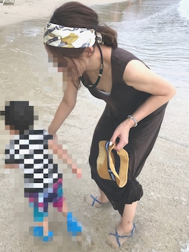 「アイテム（バンダナ/スカーフ、ゴールド系）」を使った、Barbaraさん（レディース・160cm）の夏コーディネート