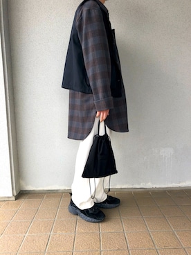 「Acne Studios（アクネストゥディオズ）のManhattan(sneakers)（スニーカー、ブラック系）」を使った、U1さん（メンズ・175cm）の冬コーディネート