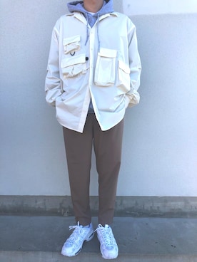 「daiwapier39のアイテム（シャツ/ブラウス、ホワイト系）」を使った、U1さん（メンズ・175cm）の春コーディネート