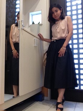 Haru使用「UNITED TOKYO（アシメタックハイネックトップ）」的時尚穿搭