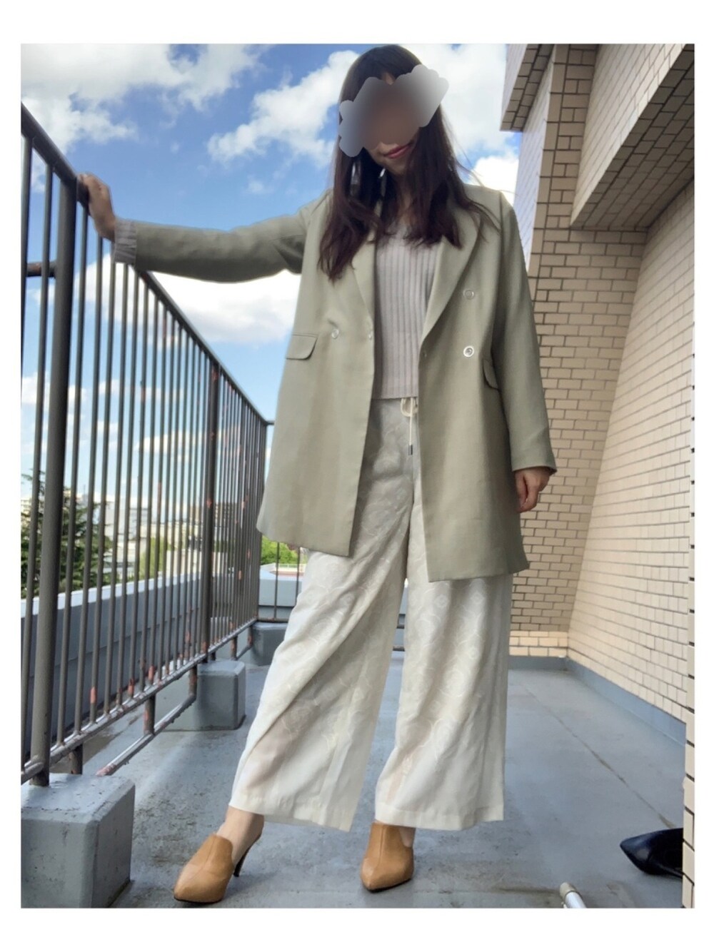 Ameri（アメリ）の「MEDI LAMP EMBROIDERY PANTS（その他パンツ