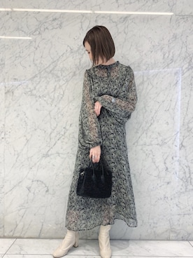 「CAPRICIEUX LE'MAGE（カプリシューレマージュ）のストレッチショートブーツ（ブーツ）」を使った、mari_lemageさん（レディース・160cm）の秋コーディネート