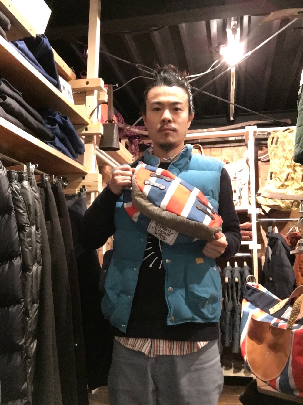 NATAL DESIGN マスタード ダウンベスト M NATAL DESIGNのダウンベストを使った人気ファッション