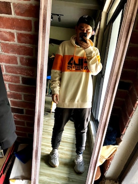 「FILA（フィラ）のアイテム（パーカー）」を使った、kalaka777さん（メンズ・170cm）の冬コーディネート