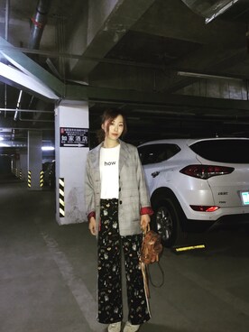 「ROCOCO（ロココ）のアイテム（パンツ）」を使った、RAINさん（レディース・163cm）の春コーディネート